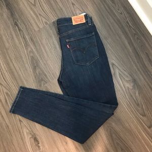LEVIS 721 High Rise Skinny Jeans Dark Blue NWOT 29